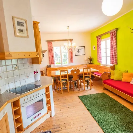 Jagdhaus Raneck 300 Qm Hébergement de vacances *